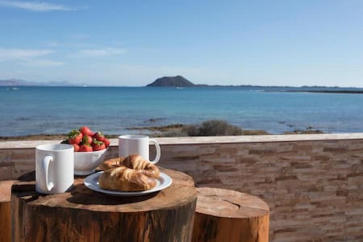 San Antonio- Private Heated Pool, Breathtaking Sea View, Bbq, Fast Wifi By Amazzzing Travel Villa Corralejo